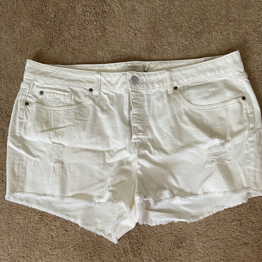Torrid button up fly white denim shorts
